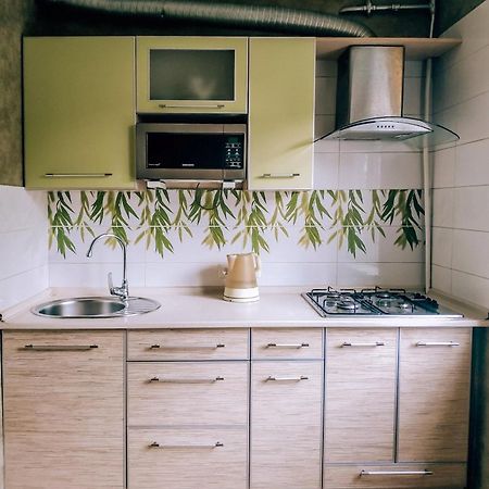 2 К Квартира Рядом Стадион Металлист М. Спортивная. Kharkiv Exterior photo