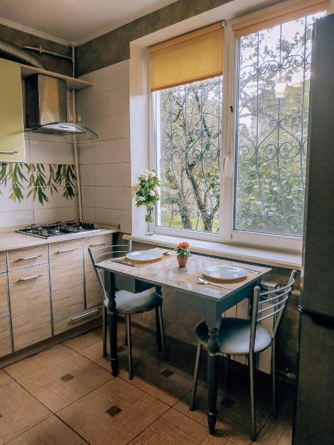 2 К Квартира Рядом Стадион Металлист М. Спортивная. Kharkiv Exterior photo