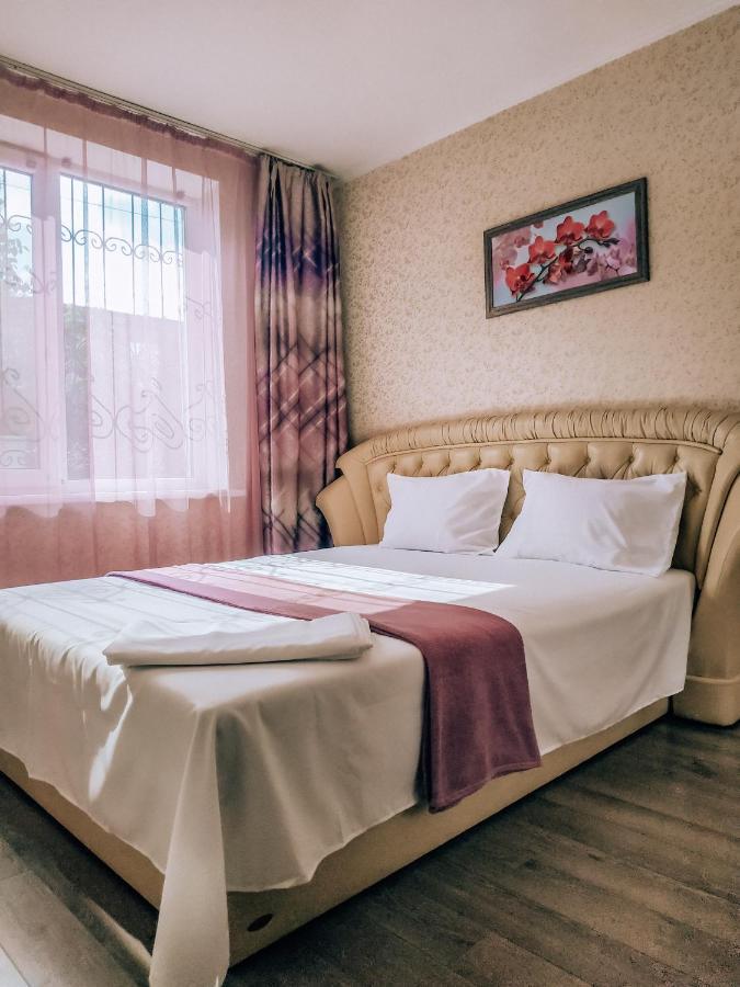 2 К Квартира Рядом Стадион Металлист М. Спортивная. Kharkiv Exterior photo